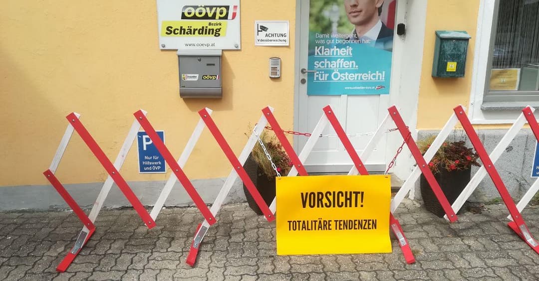 „Totalitäre Tendenzen“: Identitäre sperren ÖVP-Zentrale in Schärding