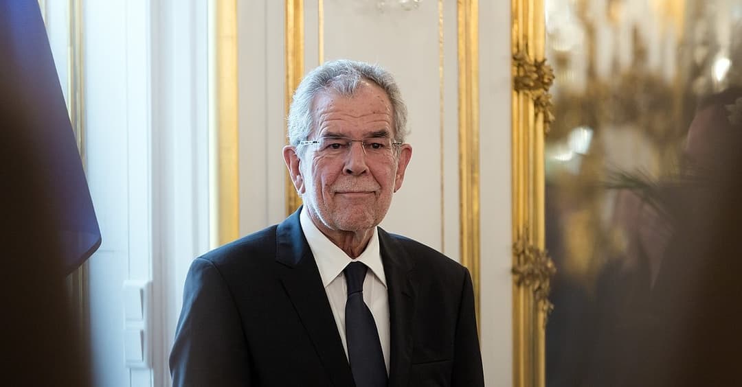 Van der Bellen nach Corona-Sperrstunde in Lokal erwischt