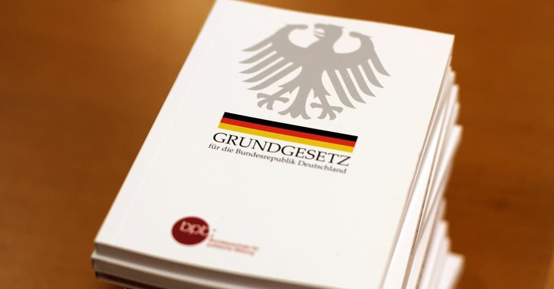 Grundgesetz ohne „Rasse“: Debatte um Streichung geht weiter