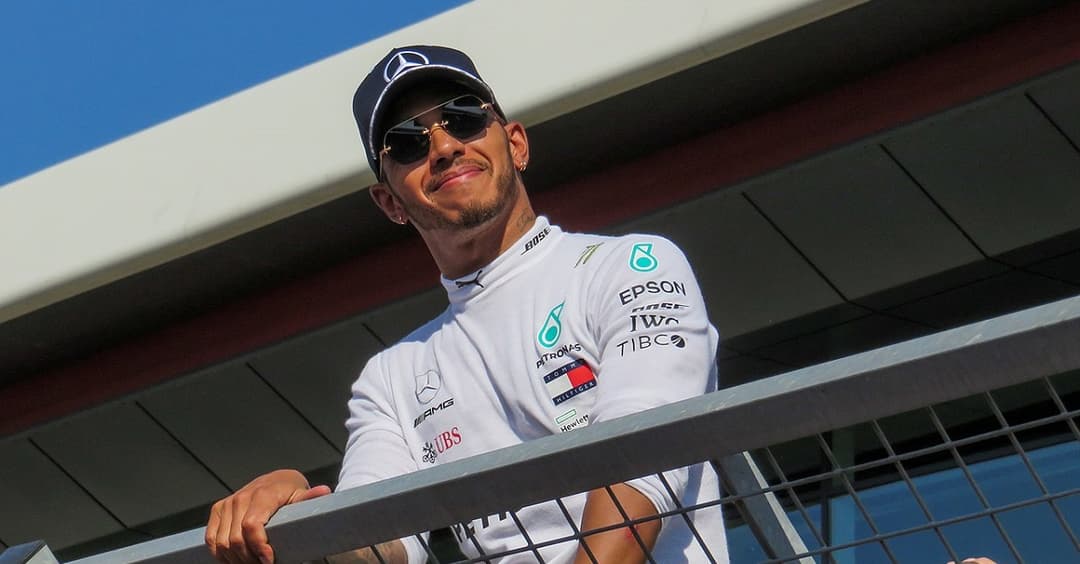 „Reißt sie nieder“: F1-Pilot Hamilton will ‚rassistische‘ Denkmäler schleifen