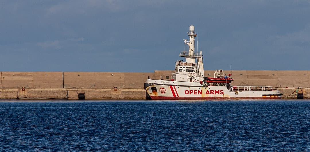 Schiff „Open Arms“ mit über 200 Migranten auf Sizilien eingetroffen