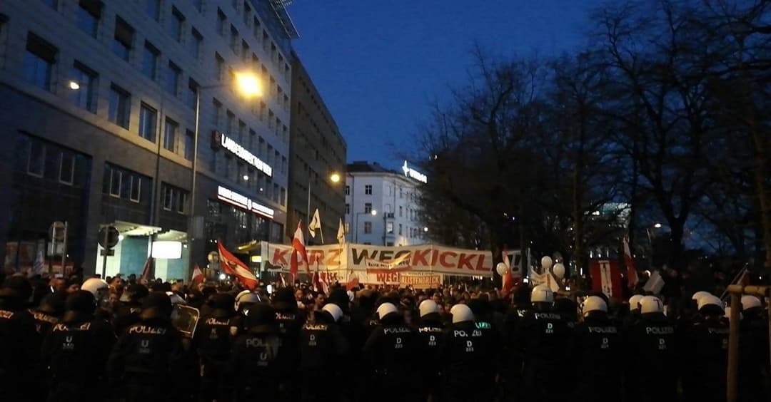 Corona-Demo: Kein „Sturm“, sondern Flucht aus Polizeikessel