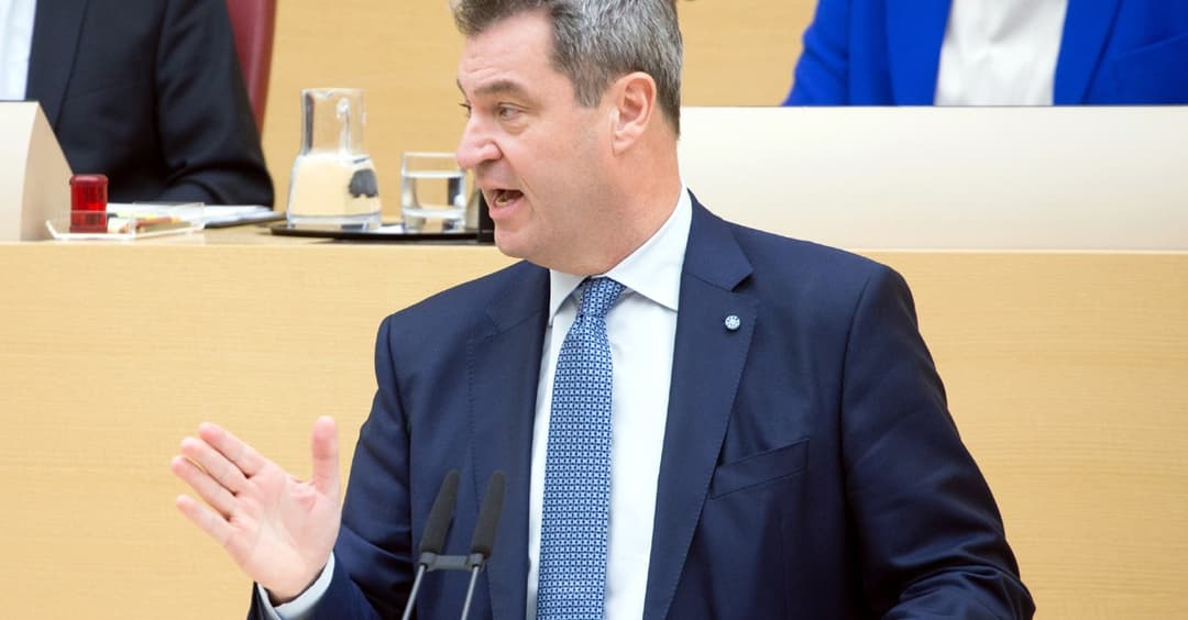 Söder: Vorerst keine Impfpflicht für Pflegekräfte in Bayern