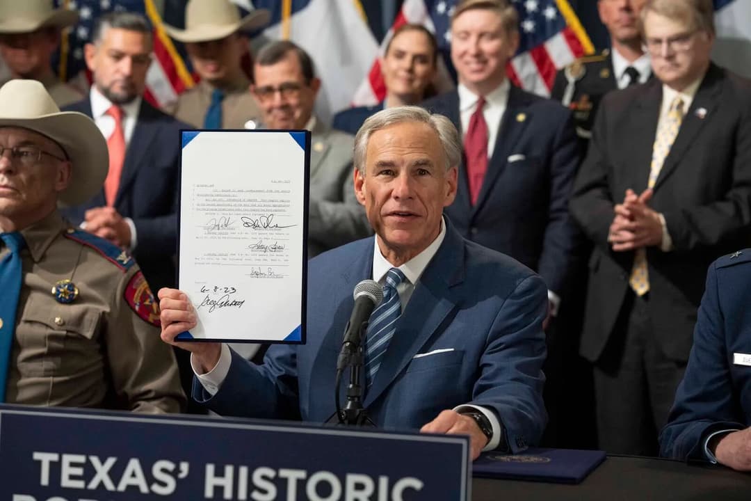 Weil Biden sich weigert: Gouverneur von Texas nimmt Grenzsicherung selbst in die Hand