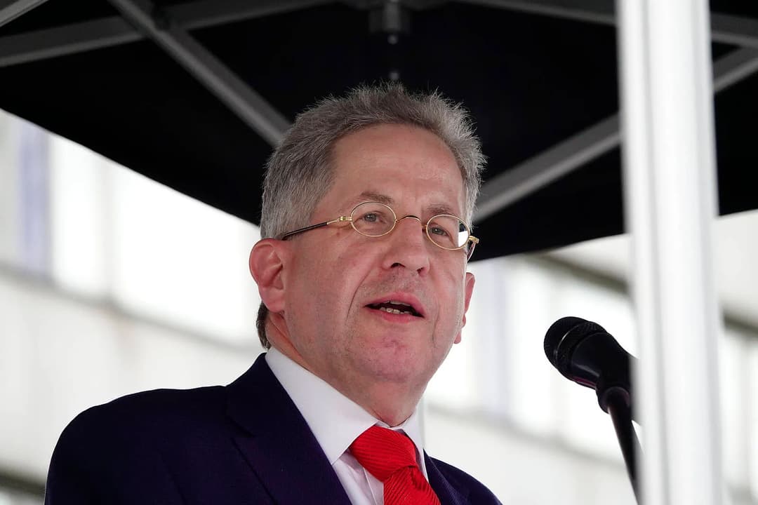 WerteUnion von Maaßen will mit Bündnis Deutschland fusionieren