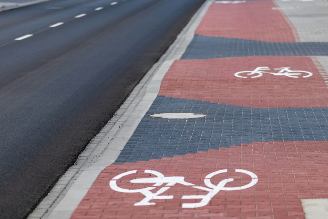 Kurioser Fall in NRW: Rentner fordert gendergerechtes Fahrrad-Piktogramm