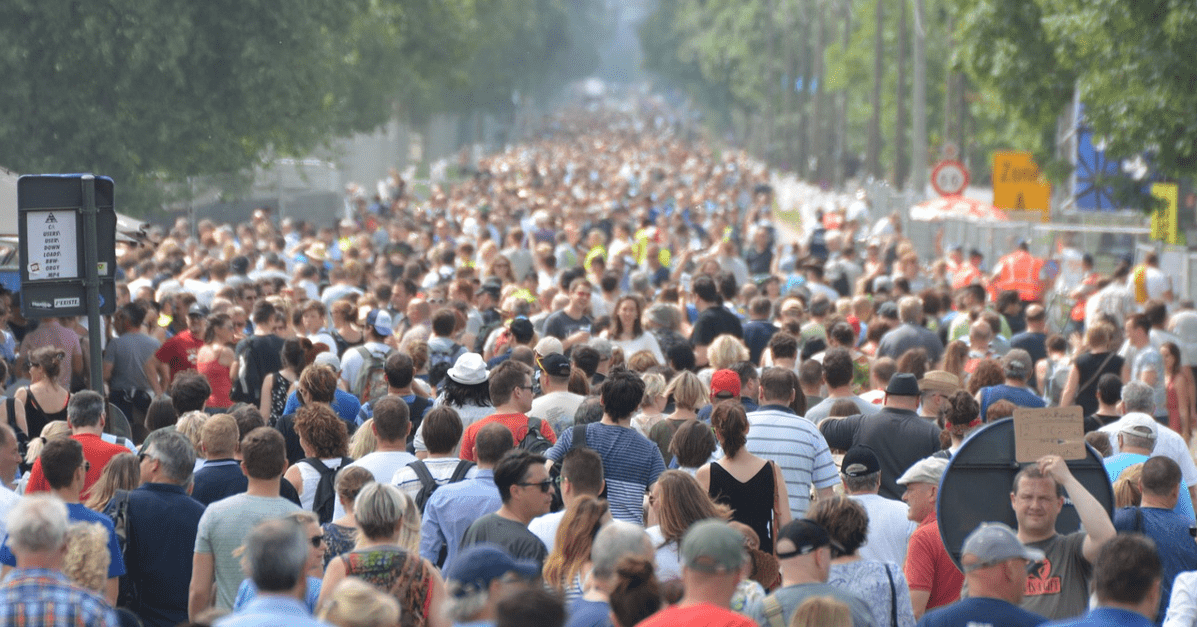 Zehntausende demonstrieren in Bratislava gegen Regierung