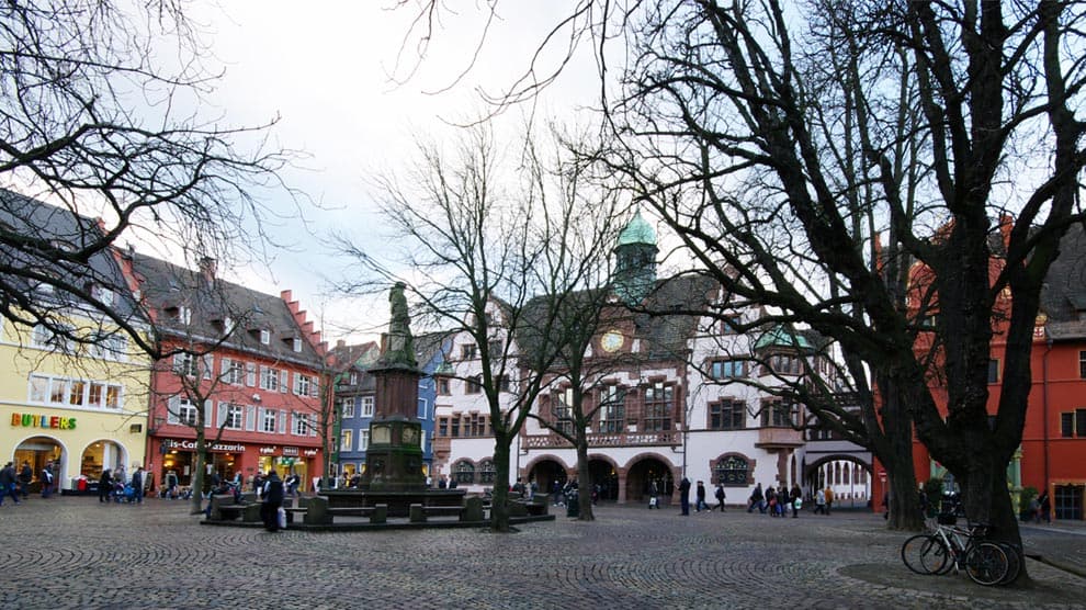 Mehrere Demonstrationen in Freiburg nach Gruppenvergewaltigung