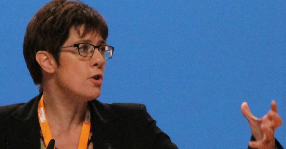 Kritik an Kramp-Karrenbauers Wahl zur neuen CDU-Vorsitzenden