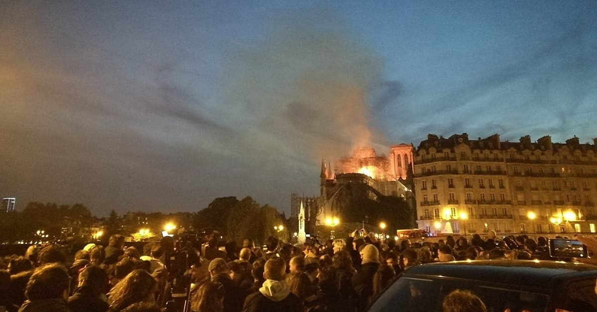 Brand in der Notre-Dame: Feuer ist vollständig gelöscht