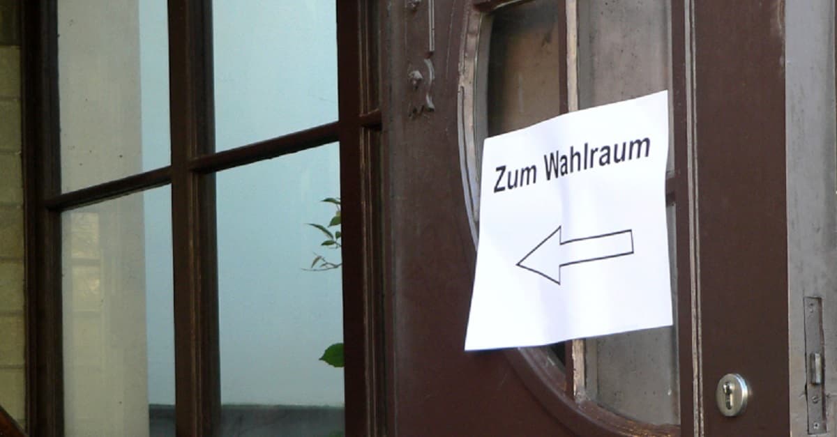 Berliner Wahllokal veröffentlichte geschätzte Wahlergebnisse