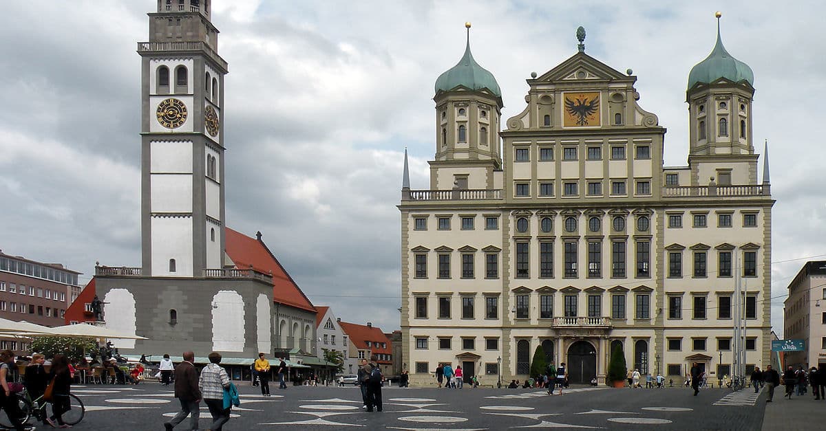 Tödlicher Angriff auf Augsburger: Polizei nimmt sieben Verdächtige fest