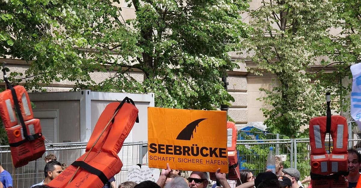 AfD gewinnt vor Gericht gegen Schlepper-NGO