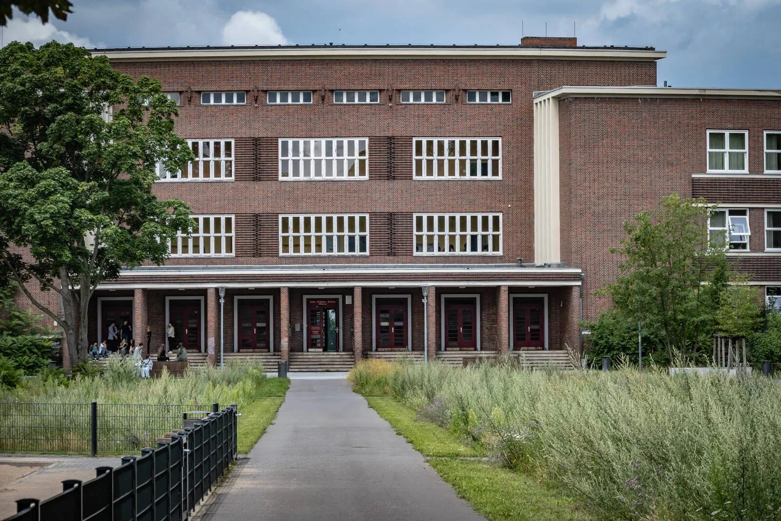 „Unsere Schulen gehören den Ausländern!“ – Schüler packt aus