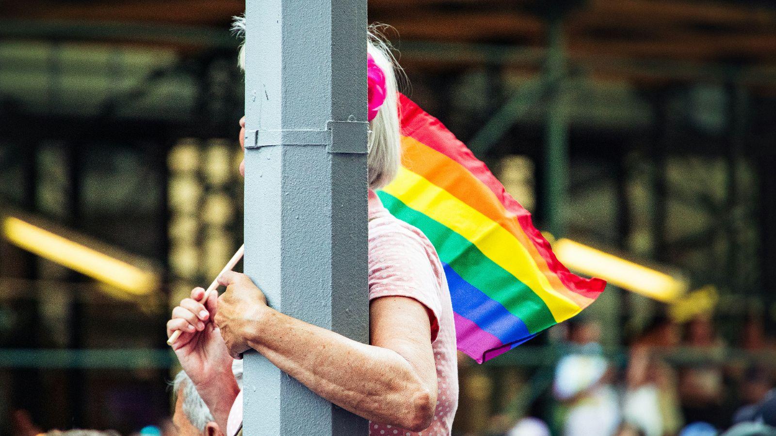 „Queerer Irrsinn“?: Stadt Wien baut Gemeindewohnungen für queere Senioren