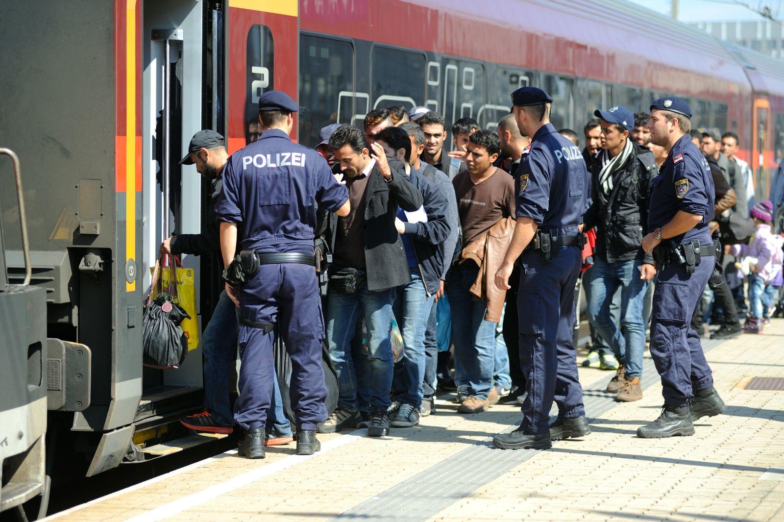 Sozialleistungen locken: Mehr als jeder zweite Flüchtling zieht nach Wien